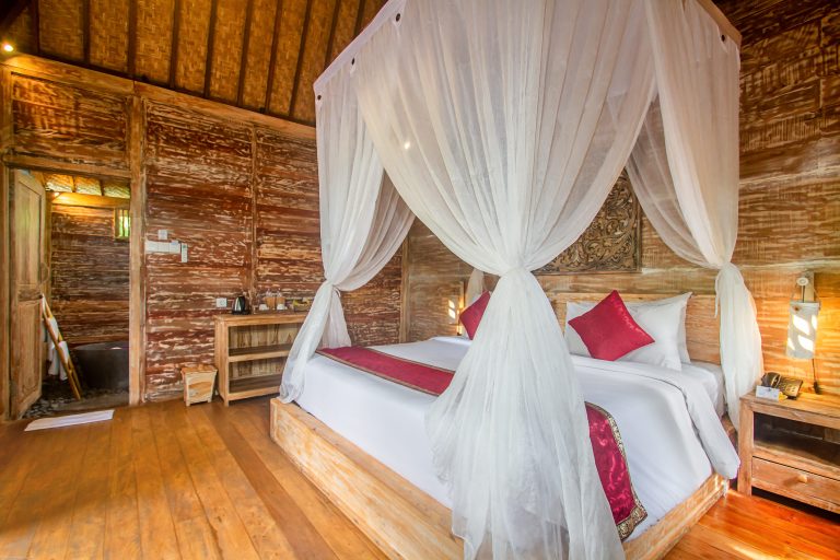 D Pool Villa DBL Bed....